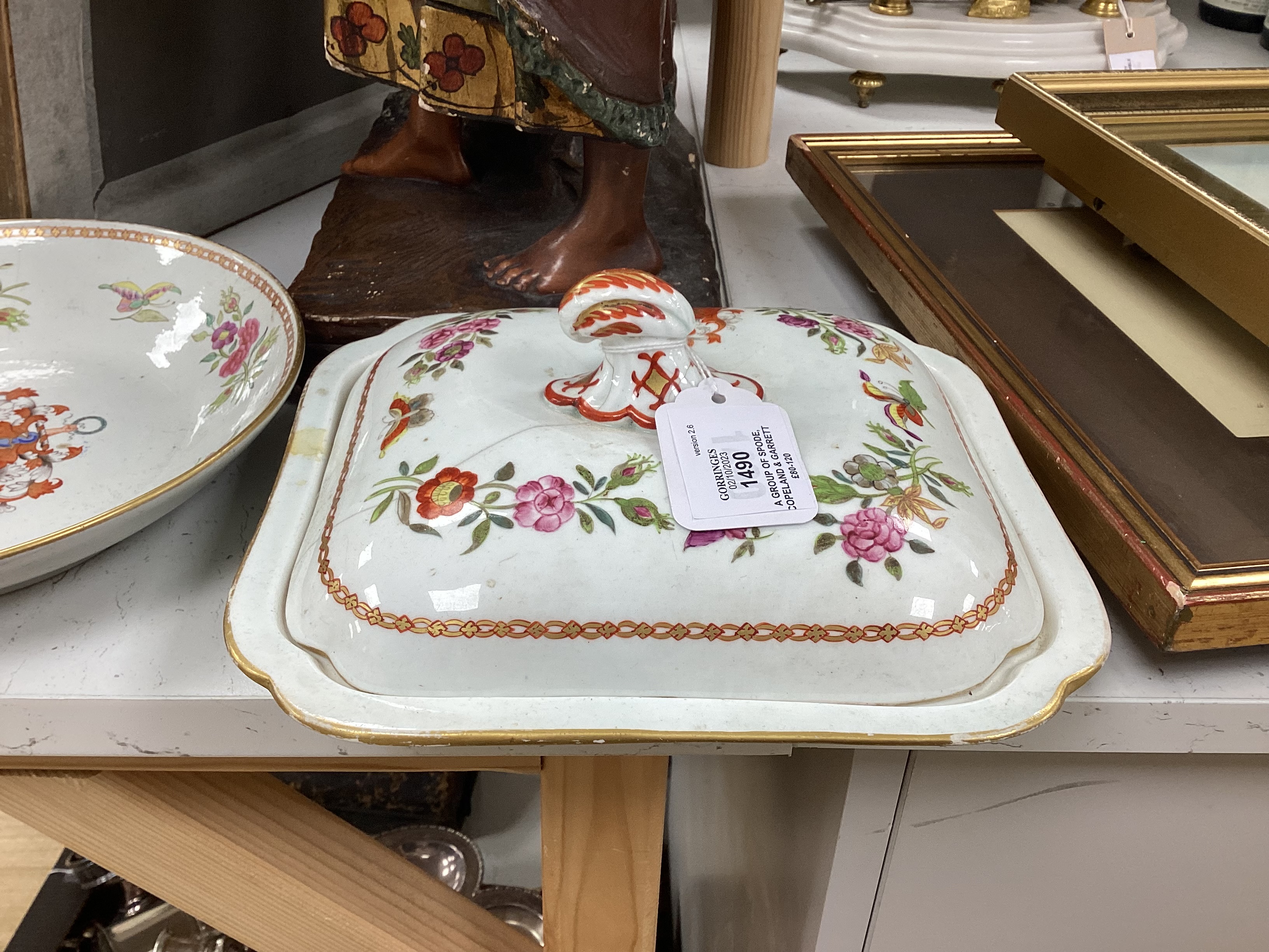 A group of Spode, Copeland & Garrett etc. stone china and porcelain armorial dinner wares, for Stuart of Bute, c.1820-50, The design in imitation of 18th century Chinese exports armorial wares, largest 28cm wide